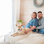 Schwangerschaftsbild mit Hund
